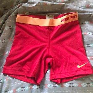 NIKE PROS